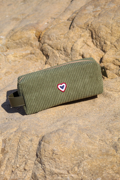 Trousse de toilette en velours kaki